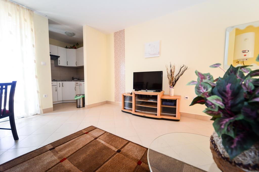 Ivan Apartman *