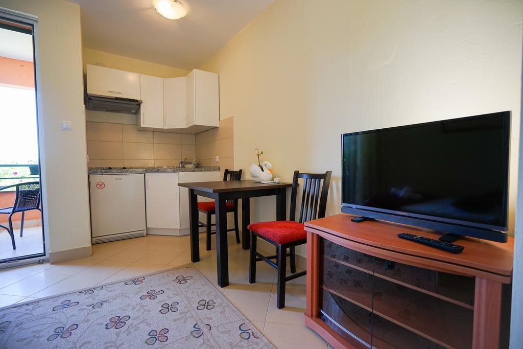 Ivan Apartman *